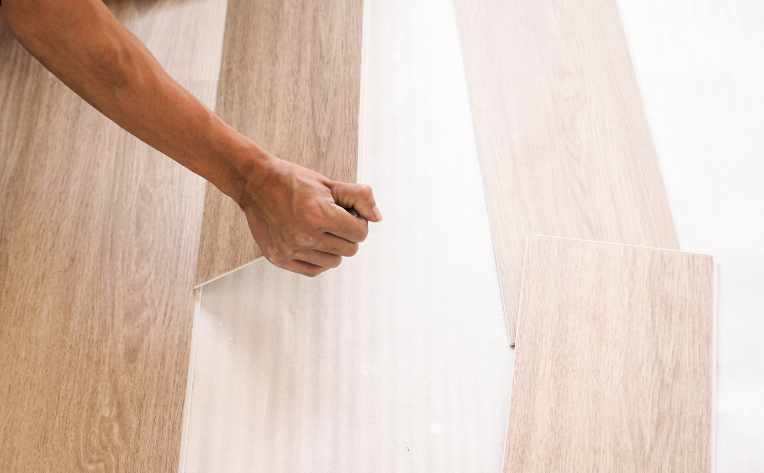installing white oak wood-look luxury vinyl plank